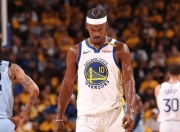 包含MAD不断突破！，巴特勒连续三场比赛得分超过大比分获胜全场沸腾不已的词条